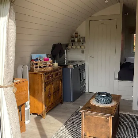 Secluded Cosy Luxury Pod With Wood Fired Hot Tub Hotel Shrewsbury Exterior foto