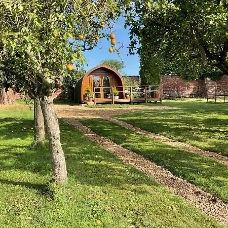 Secluded Cosy Luxury Pod With Wood Fired Hot Tub Hotel Shrewsbury Exterior foto